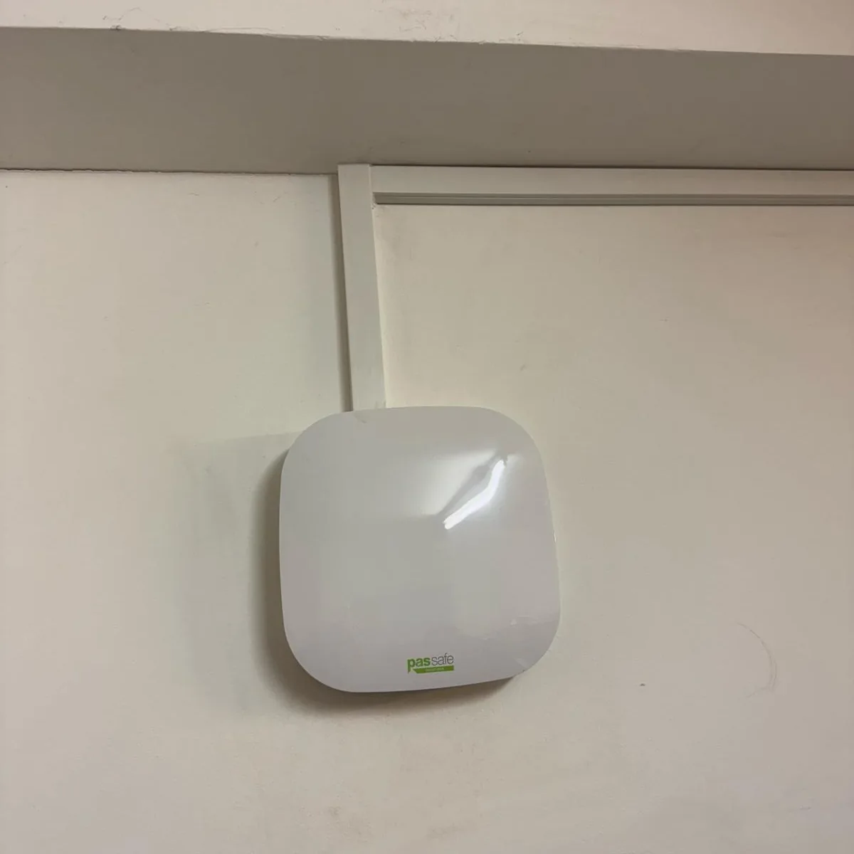 Flush continuous dMEV installation